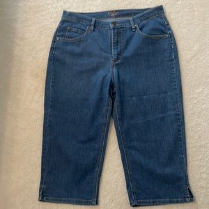 Women’s Riders by Lee Cropped Denim Jeans, Size 14 Medium